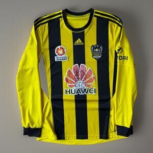 Wellington Phoenix Home Jersey M Yellow World Cup Soccer Adidas Sportswear